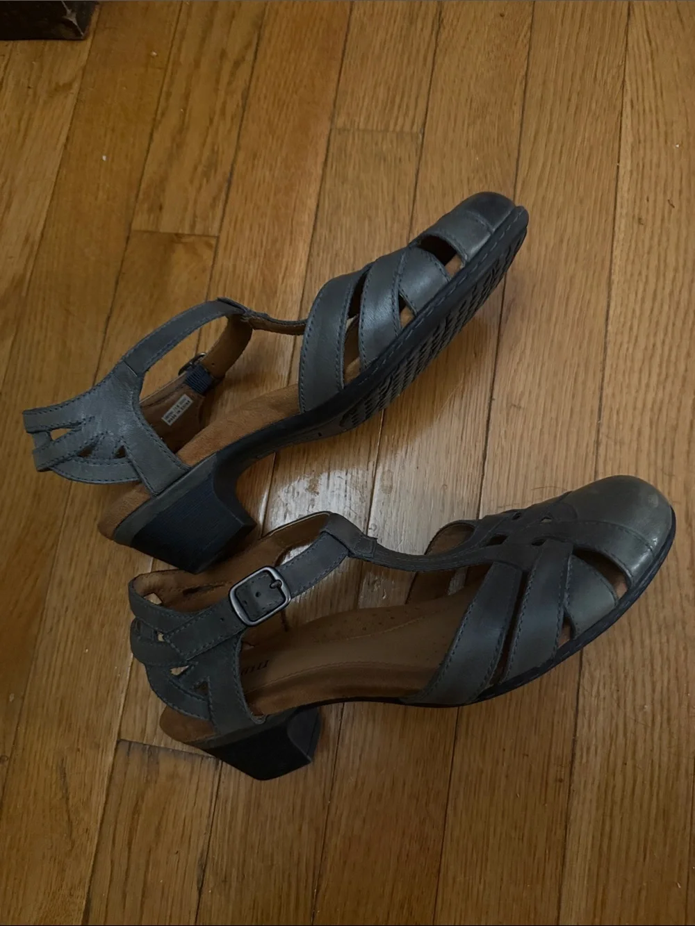 Cobb Hill by New Balance Women's Charcoal Gray / green Leather Strappy Sandals